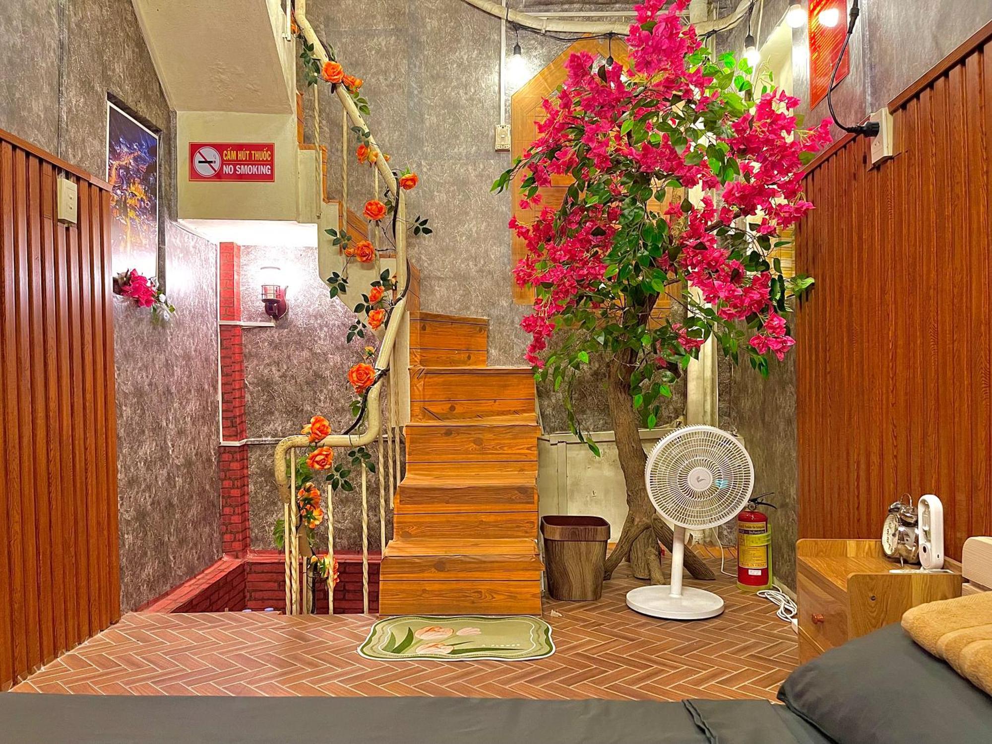 Old Building 1939 Couette-café Hanoï